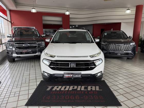 FIAT TORO 1.3 TURBO 270 FLEX FREEDOM AT6 FIAT TORO 1.3 TURBO 270 FLEX FREEDOM AT6